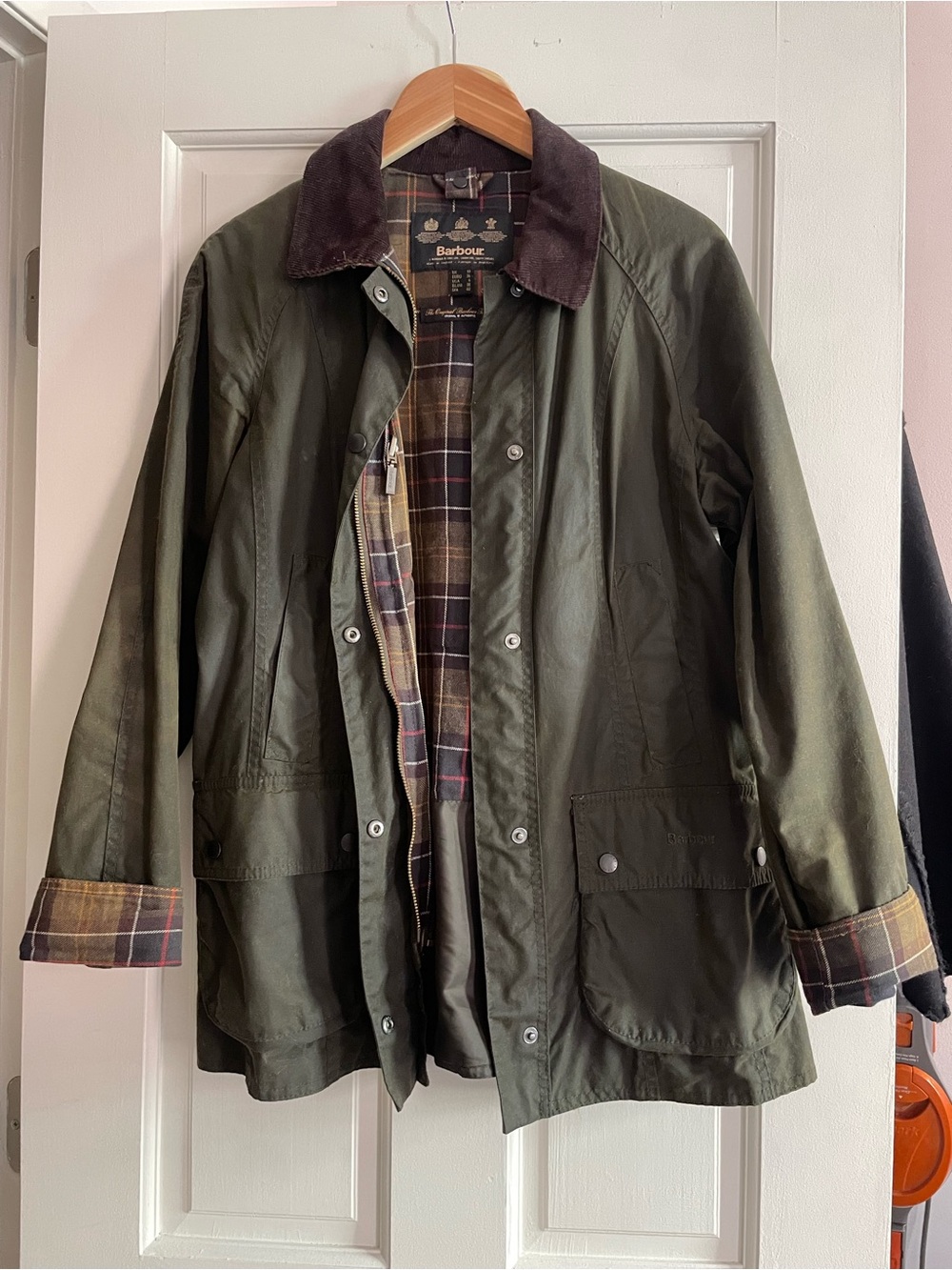 Barbour classic waxed Beadnell barn coat